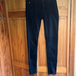 Hudson women’s black stretchy skinny jeans size 27